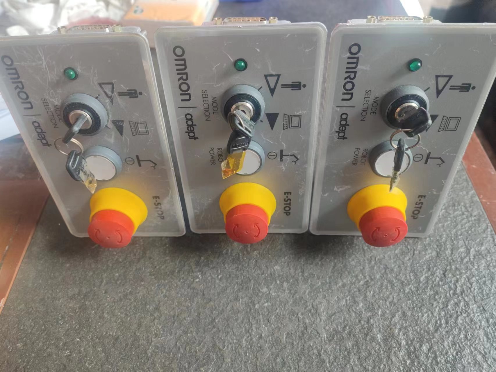 Omron | ADEPT 機(jī)器人前面板30356-10358 